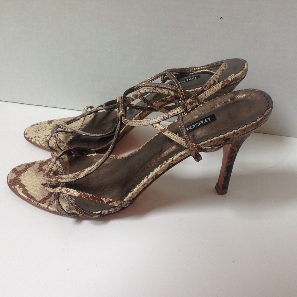 Incontra Lizard Metallic Sandal Animal Strappy